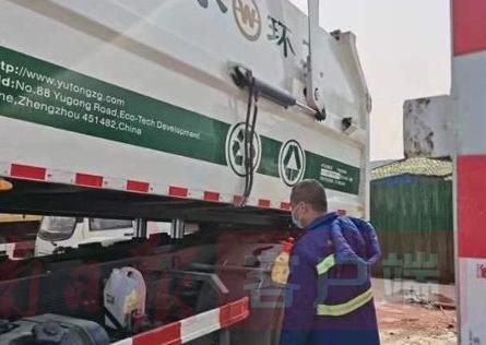 城市“美容師”：疫情不止，我們不散